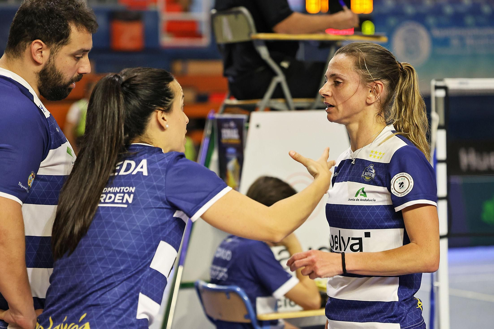 Imágenes de la final de liga de bádminton entre el IES La Orden y La RInconada