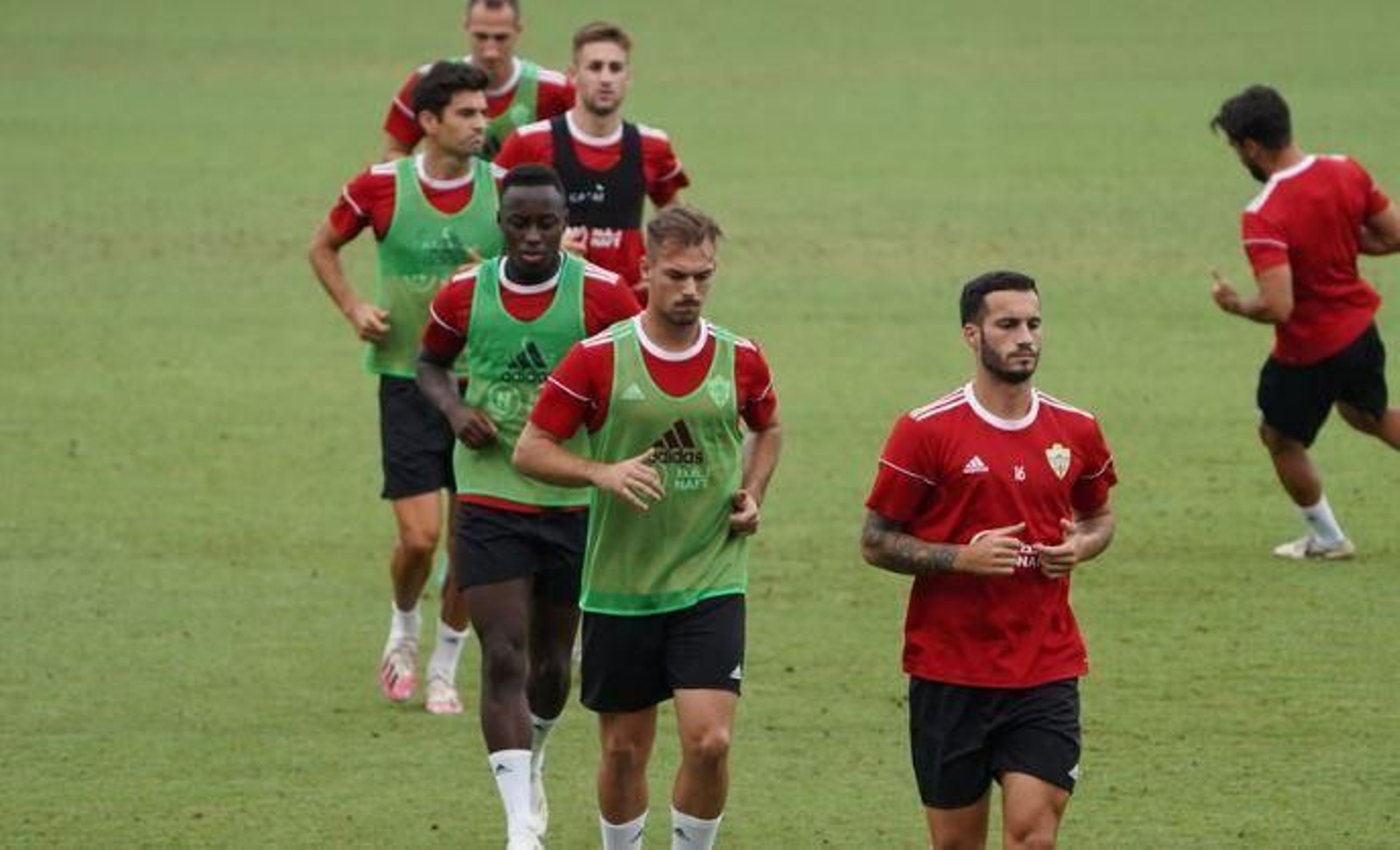 Entrenamiento rojiblanco.