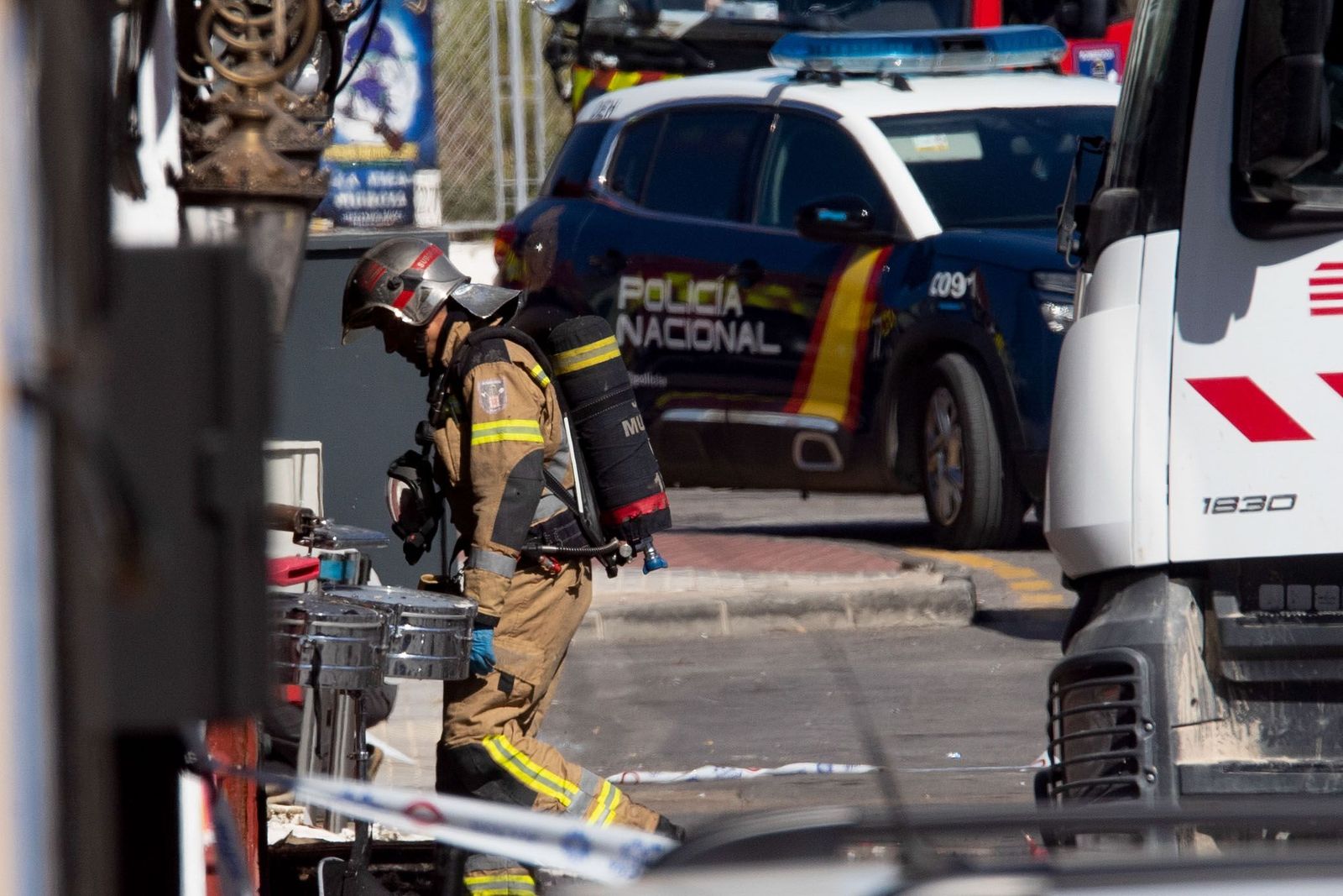 Galería gráfica: Los bomberos intervienen en el incendio de la discoteca de Murcia