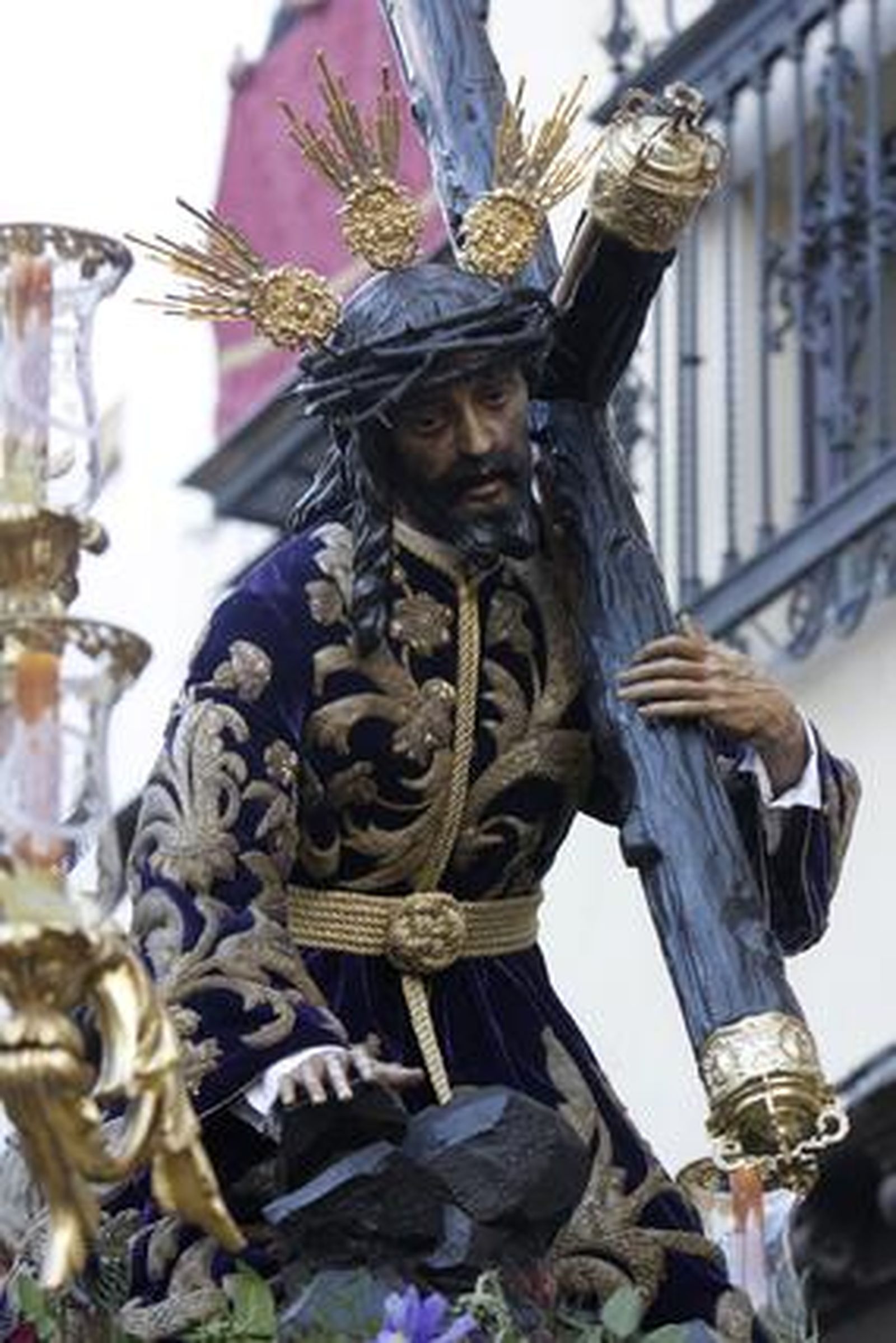 San Isidoro pone sus pasos en la calle

Foto: Jose Angel Garcia