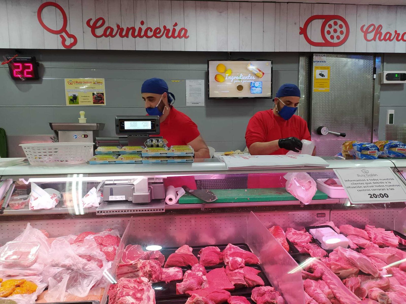 La carnicería de un supermercado Ruiz Galán