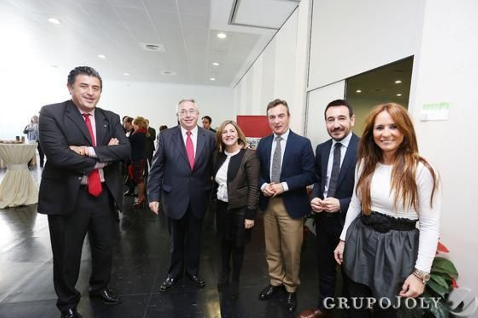 Manuel Domínguez; Miguel González Saucedo; la presidenta de Diputación, Irene García; el rector de la UCA, Eduardo González Mazo; el delegado del gobierno Fernando López Gil, y la delegada Gema Pérez.

Foto: Lobo / Pascual