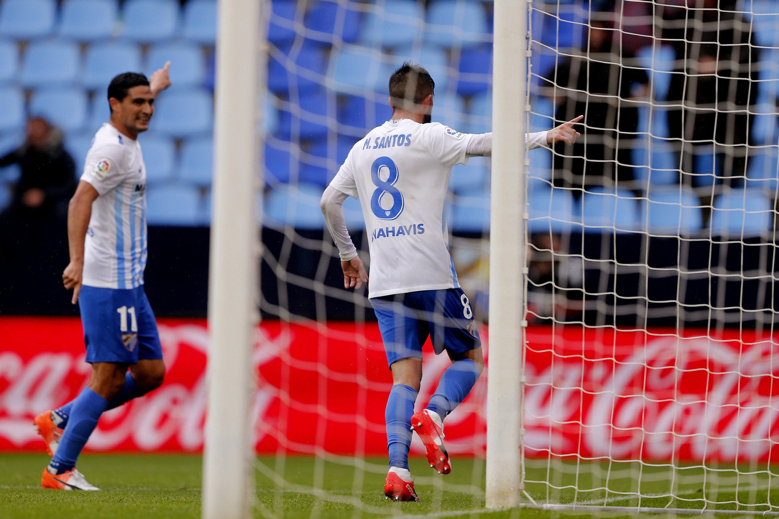 Santos celebra el gol ante el Deportivo.