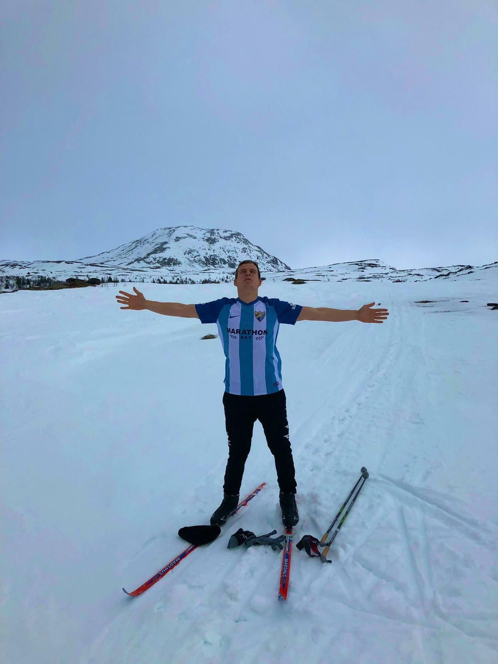 Las fotos de John Arild, aficionado noruego  del Málaga CF