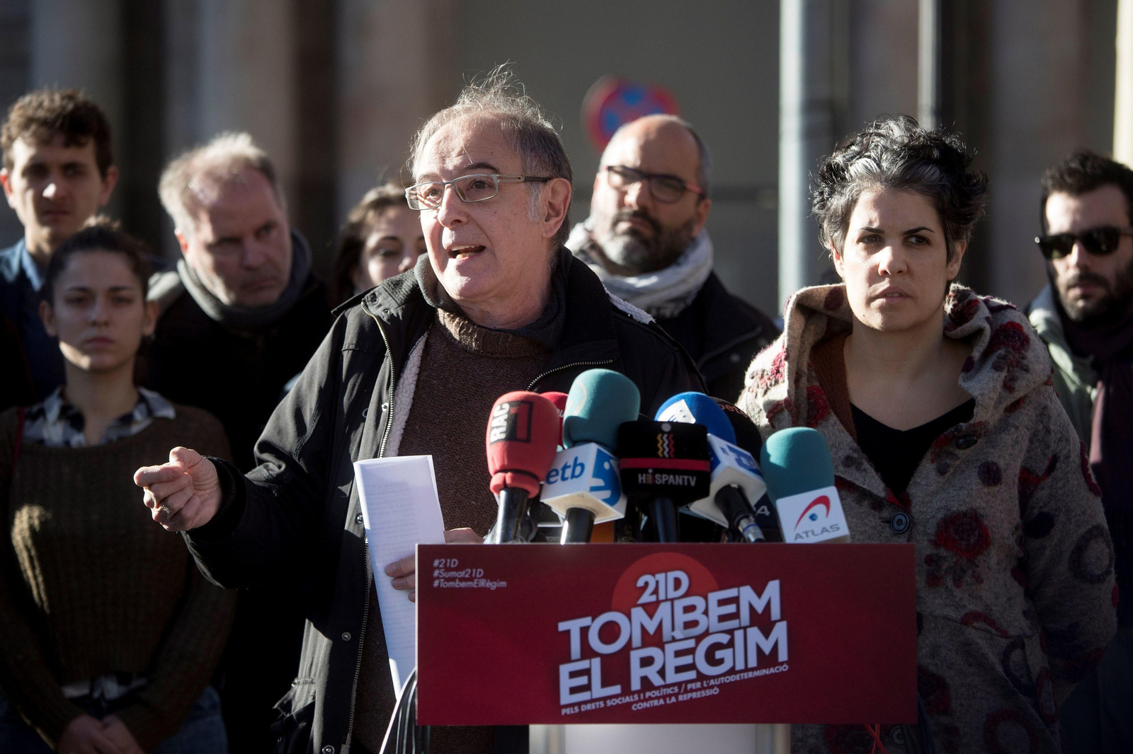 El actor Manel Barceló, presentando el miércoles la movilización convocada este viernes por una veintena de entidades independentistas.