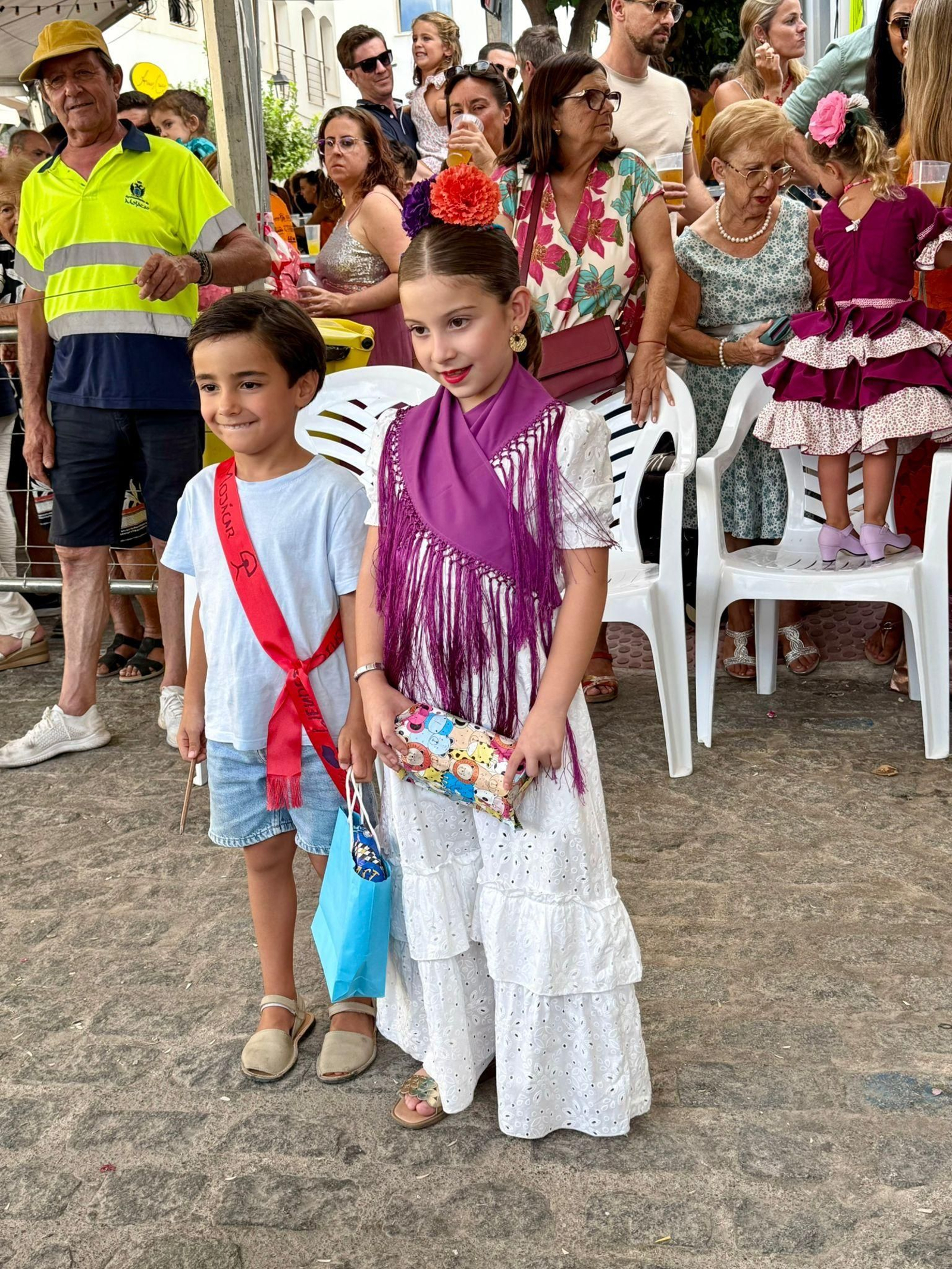 Las mejores imágenes de la Feria del Mediodía y la carrera de cintas infantiles de Mojácar