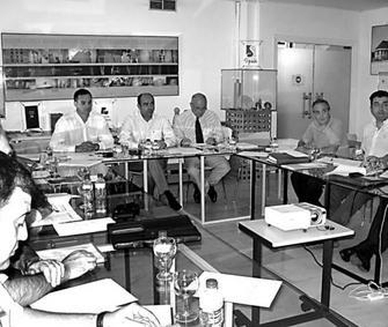 Manuel Sánchez, en la primera Junta Directiva de la Federación Nacional de la Piedra, tras su nombramiento.