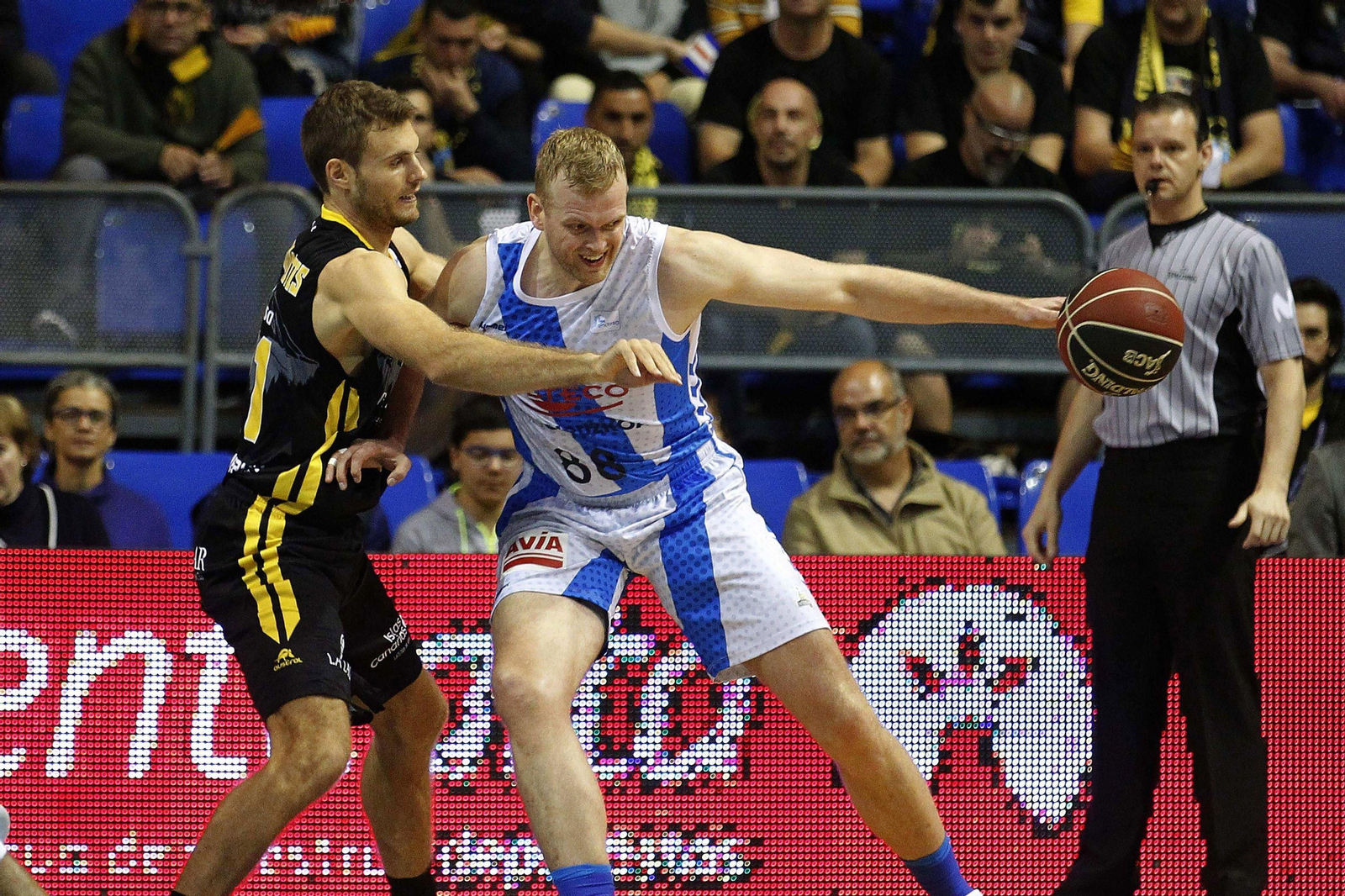 Las fotos de la carrera de Tim Abromaitis, fichaje del Unicaja