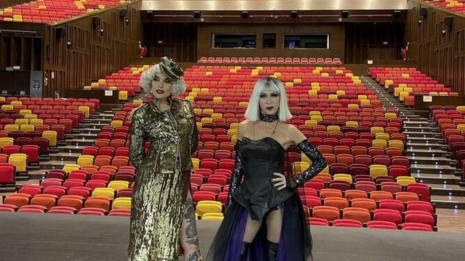 Eva Isanta, recién incorporada al elenco de 'The Hole X' y Vinilla Von Bismarck en el Cartuja Center.