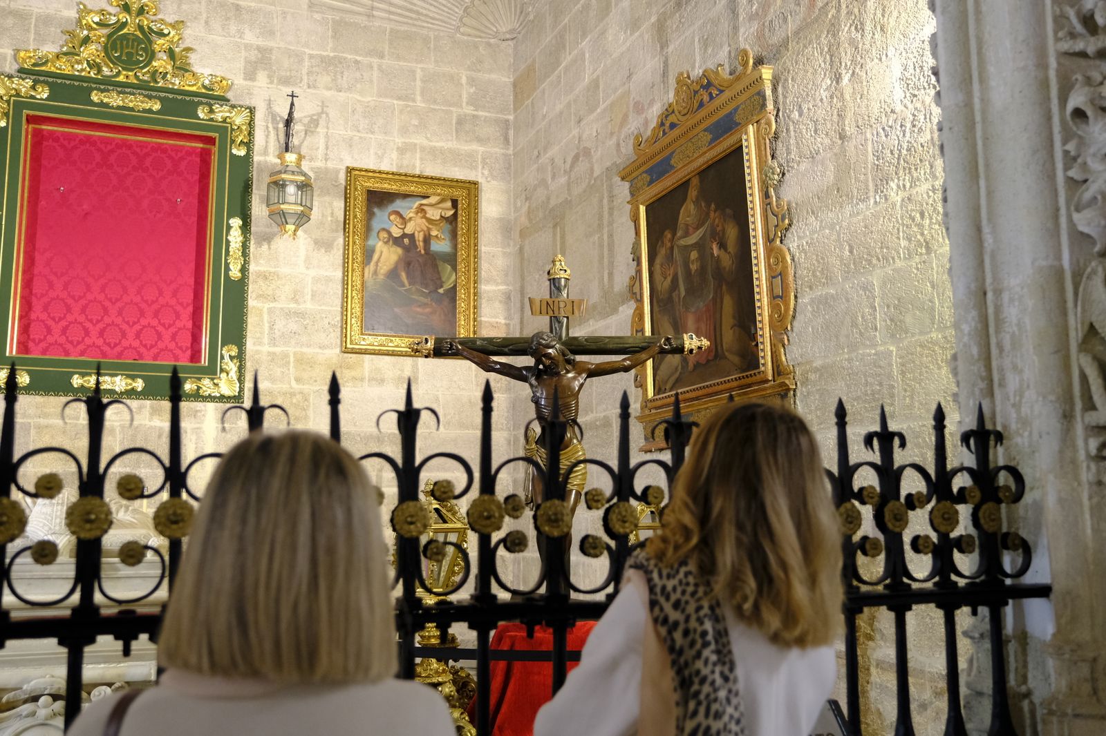 Fotogalería veneración Jesús Cautivo de Medinaceli. Almería