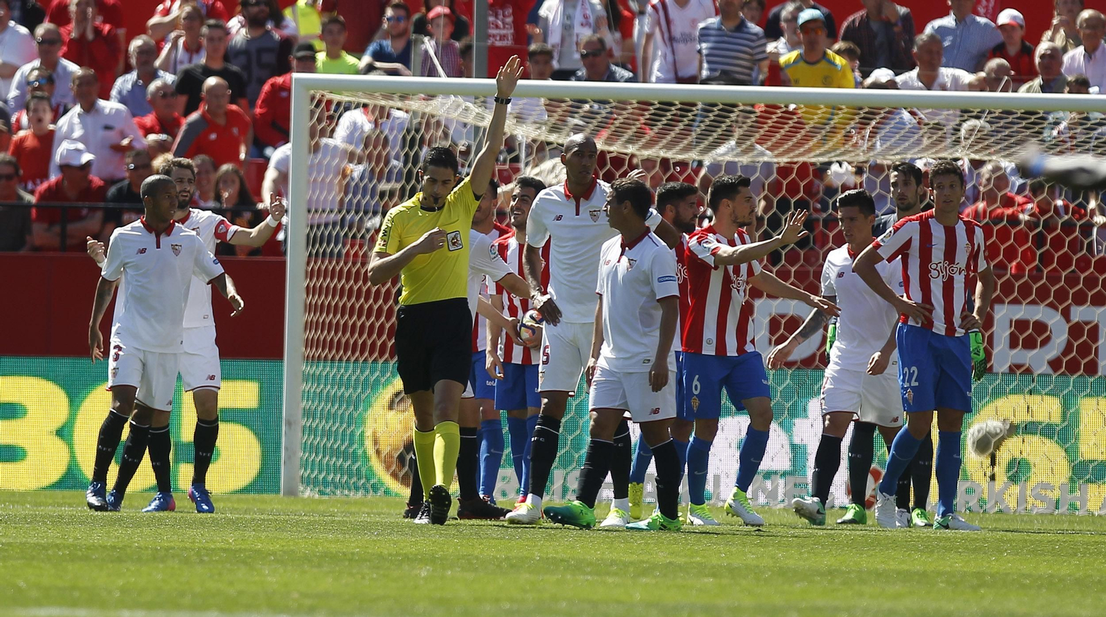 Las imágenes del Sevilla-Sporting