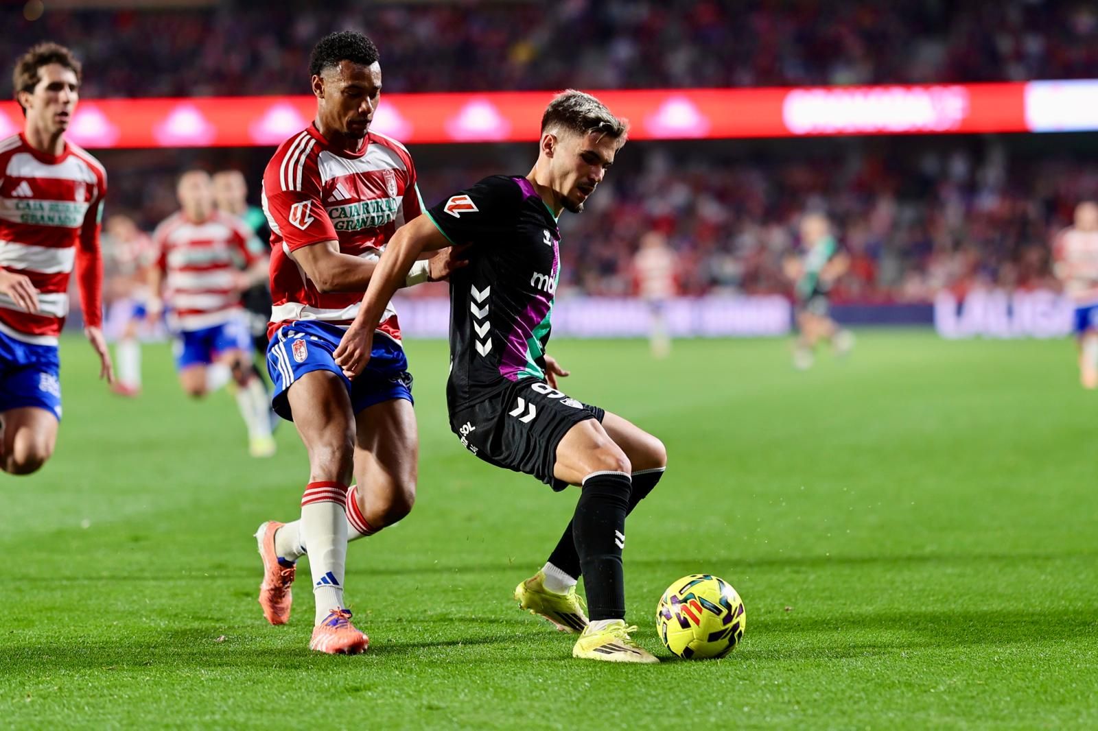 El Granada-Málaga CF, en fotos