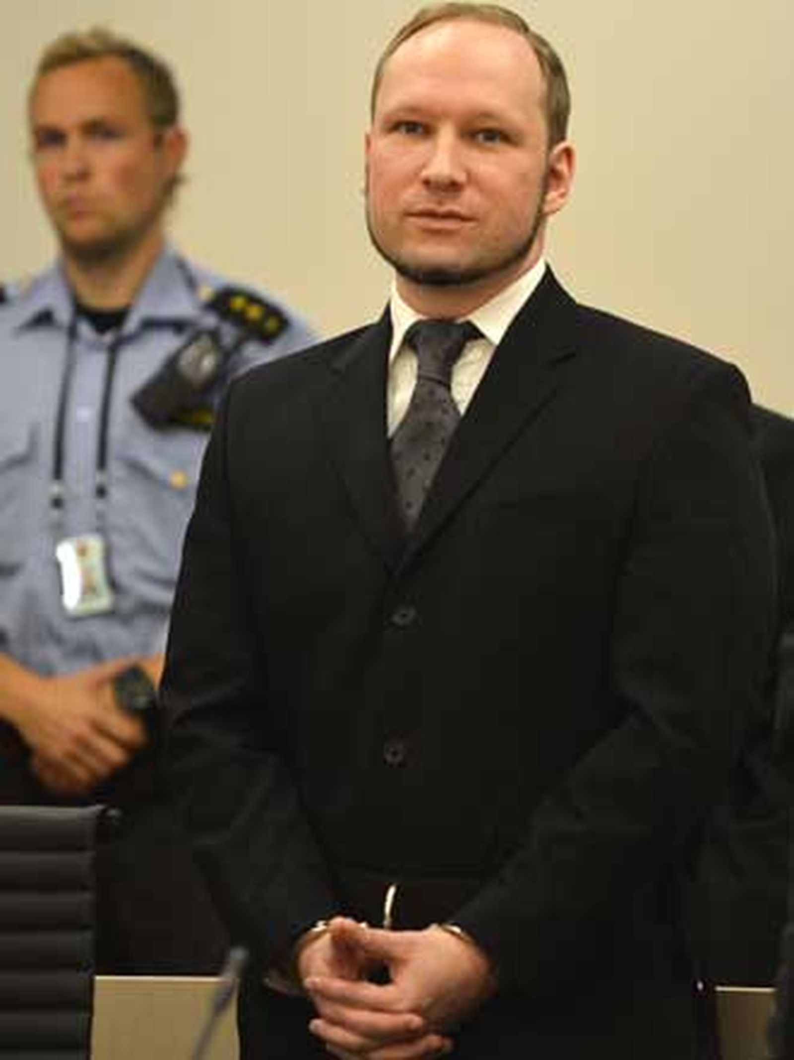Breivik renuncia a recibir la herencia de su madre