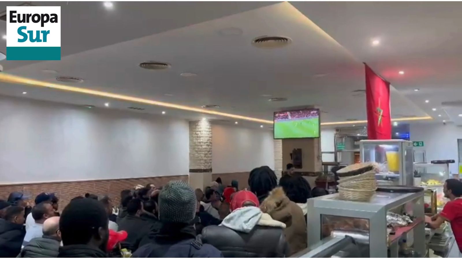 Así vive la comunidad marroquí de Algeciras la final de la Copa de África entre Marruecos y Senegal