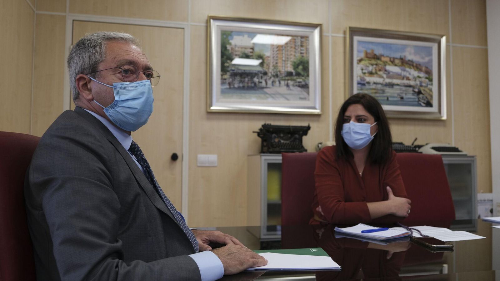 El consejero Rogelio Velasco en la sede de Diario de Almería