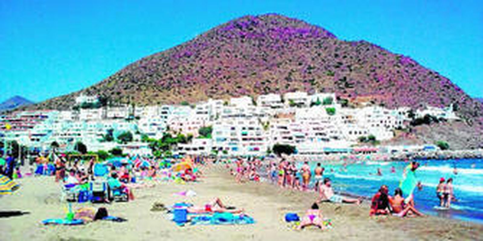 La playa de San José, un espacio que en su momento no se libró del ansia urbanística.