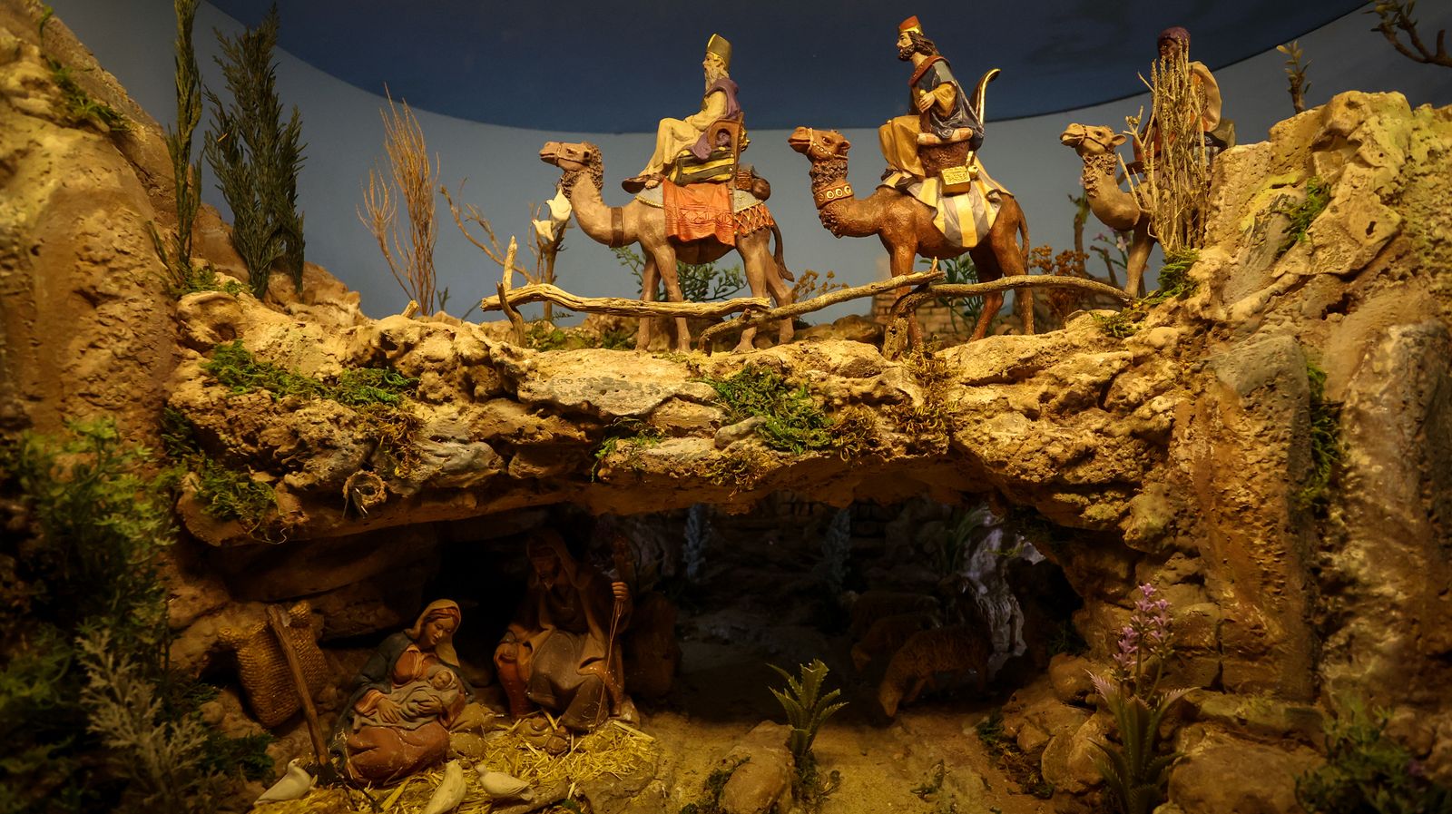 Así es la exposición de belenes en los claustros de Jerez