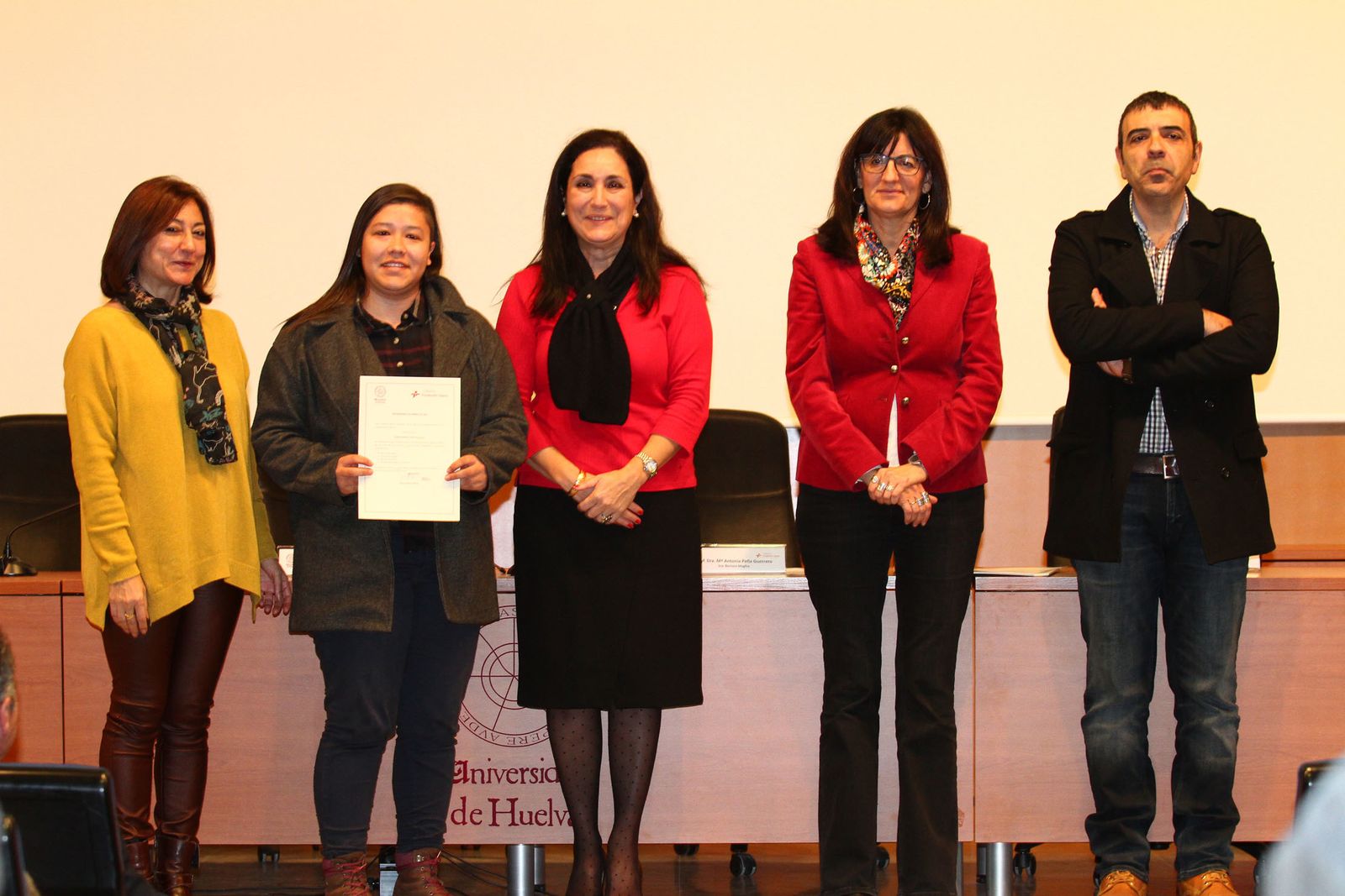 entrega los Premios 'Alumno 10c' de la cátedra Fundación Cepsa
