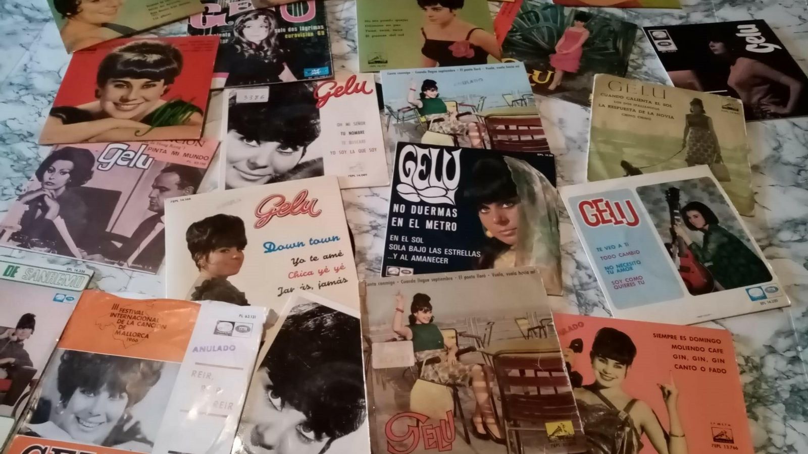 Portadas de discos de Gelu.