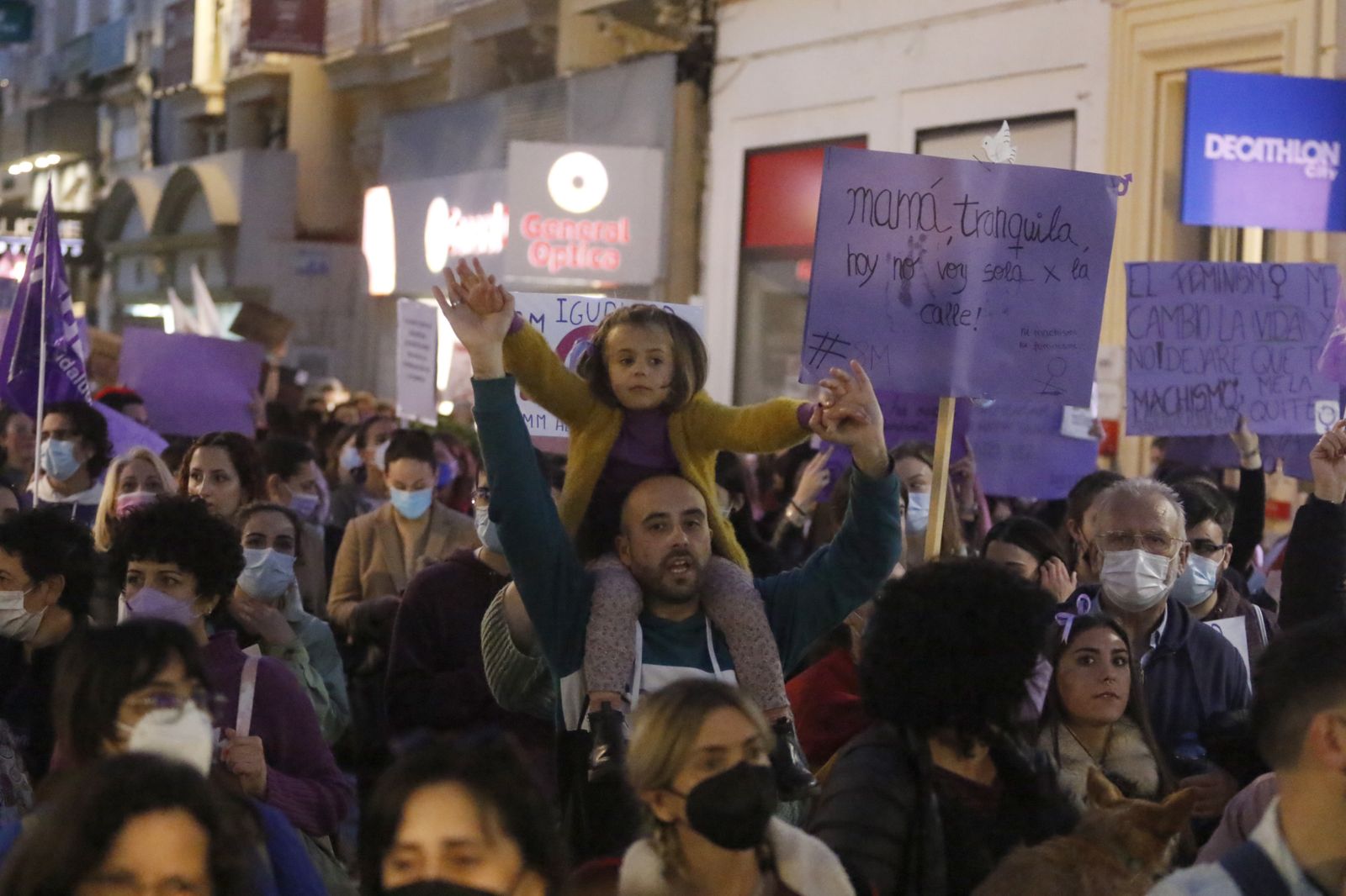La manifestación del 8M en Córdoba, en fotografías