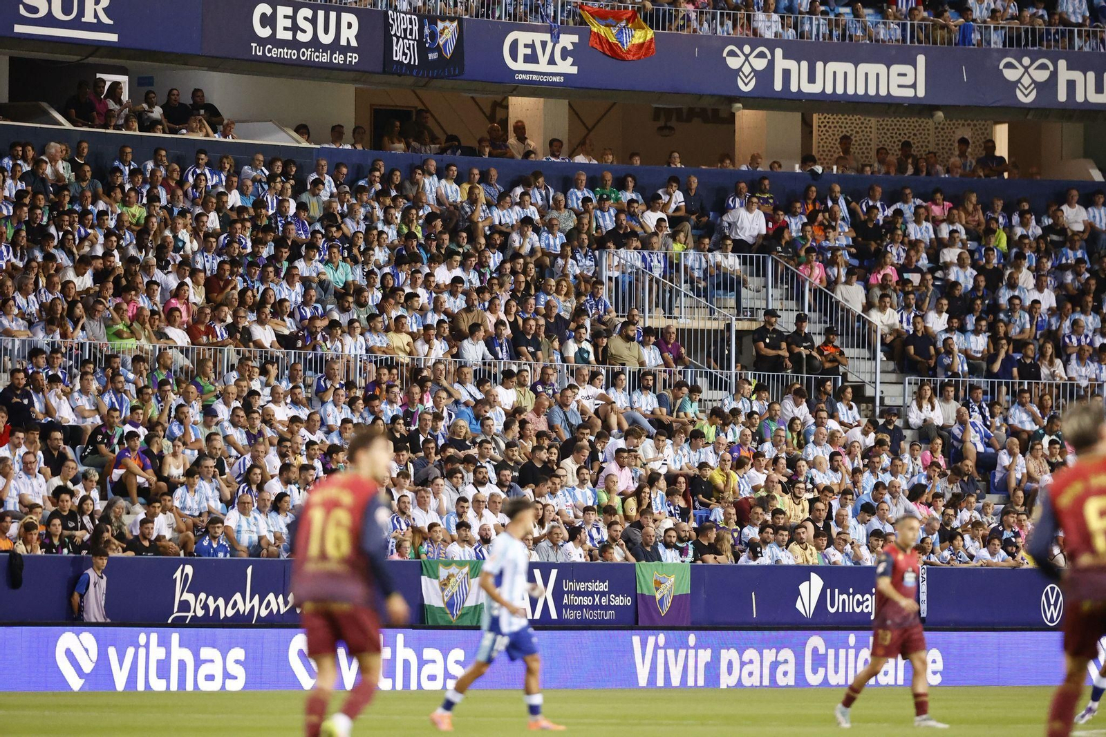 Búscate en las gradas de La Rosaleda en el Málaga CF-Deportivo