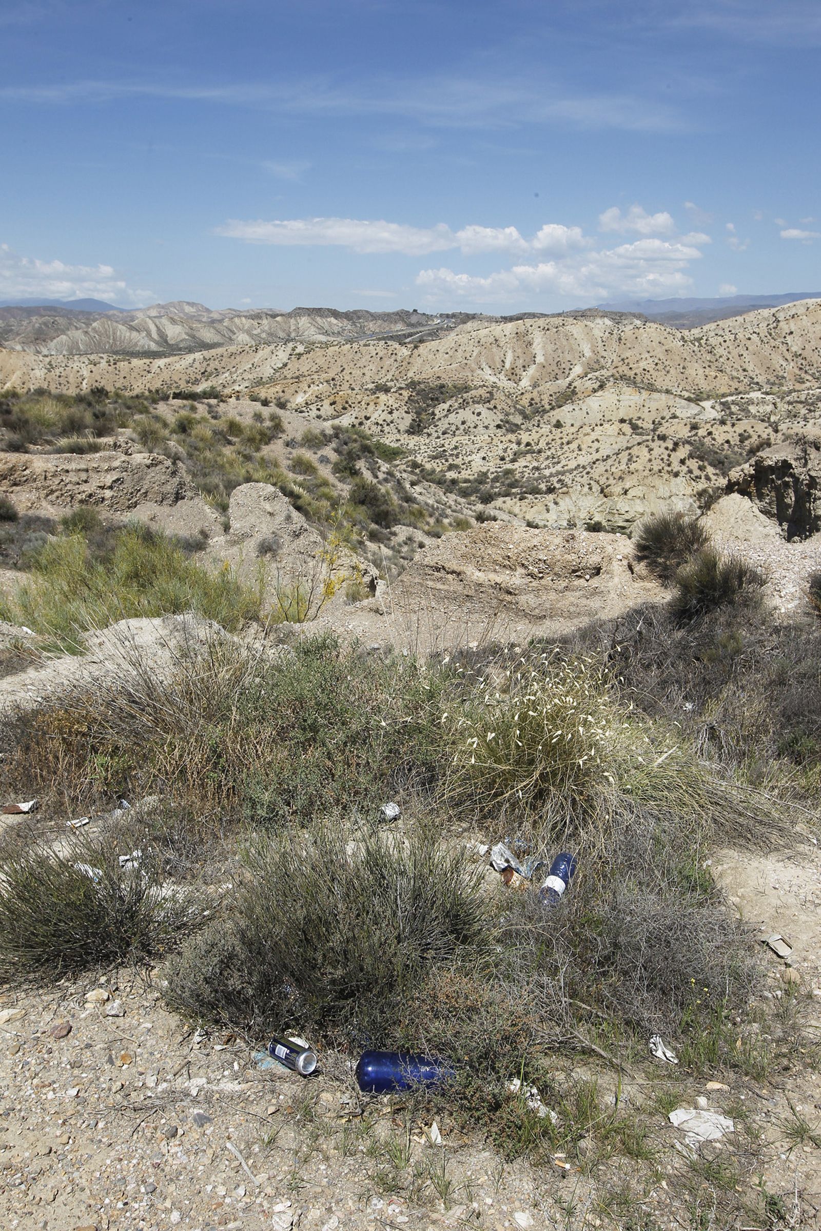 Fotogalería basura en el Desierto de Tabernas