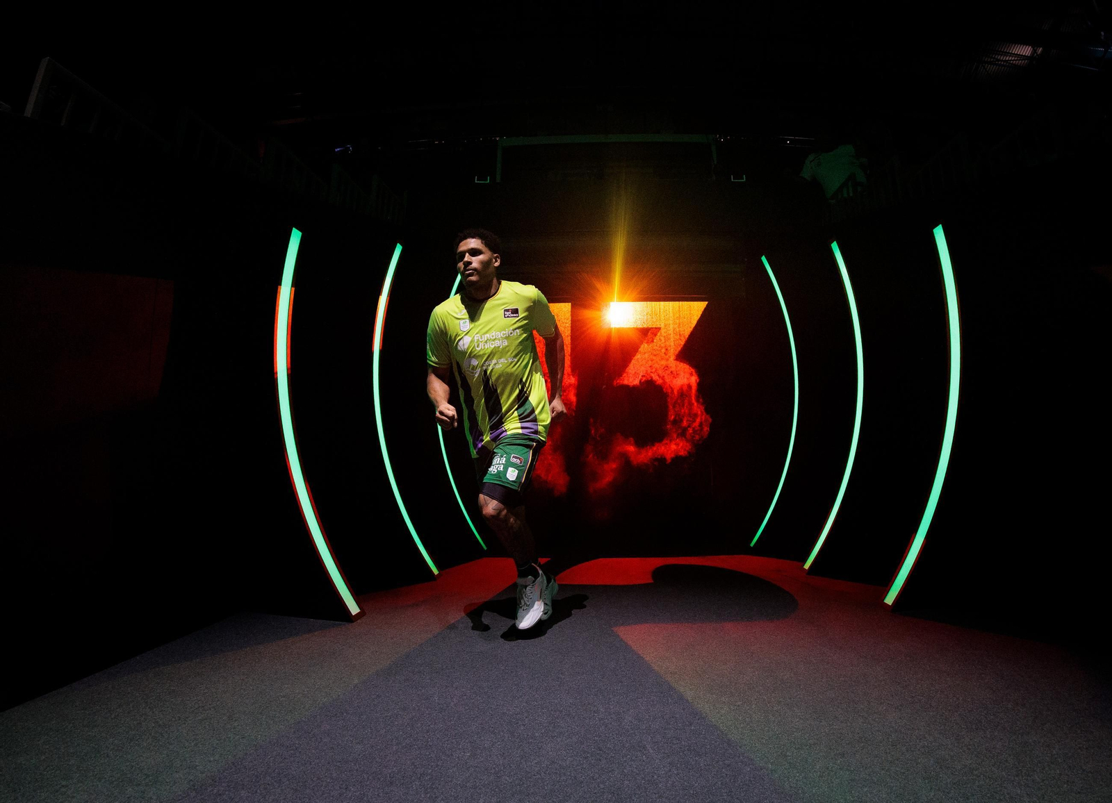 Castañeda, en una presentación. Castañeda, en una presentación.