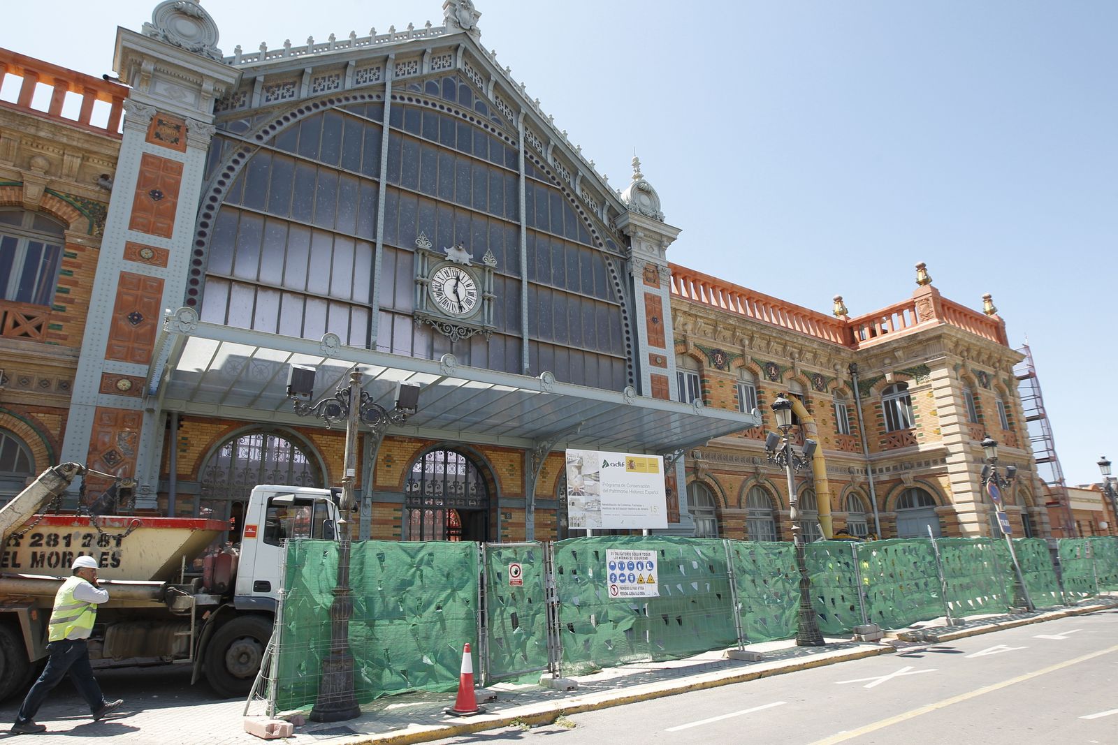 Las imágenes de las obras de la antigua estación de ferrocarril de Almería