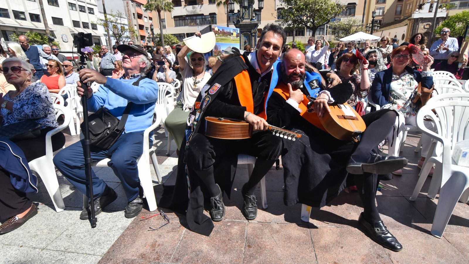 Fotos del pasacalles del X Certamen Internacional de Tunas Ciudad de Algeciras