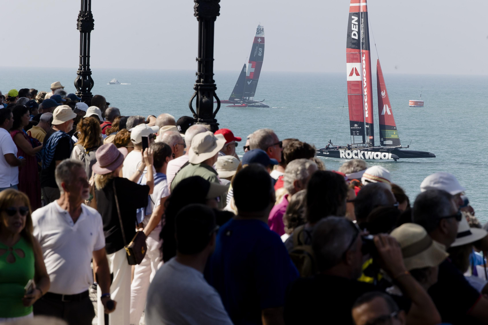SAILGP LLENA LAS CALLES DE CÁDIZ DE VISITANTES
