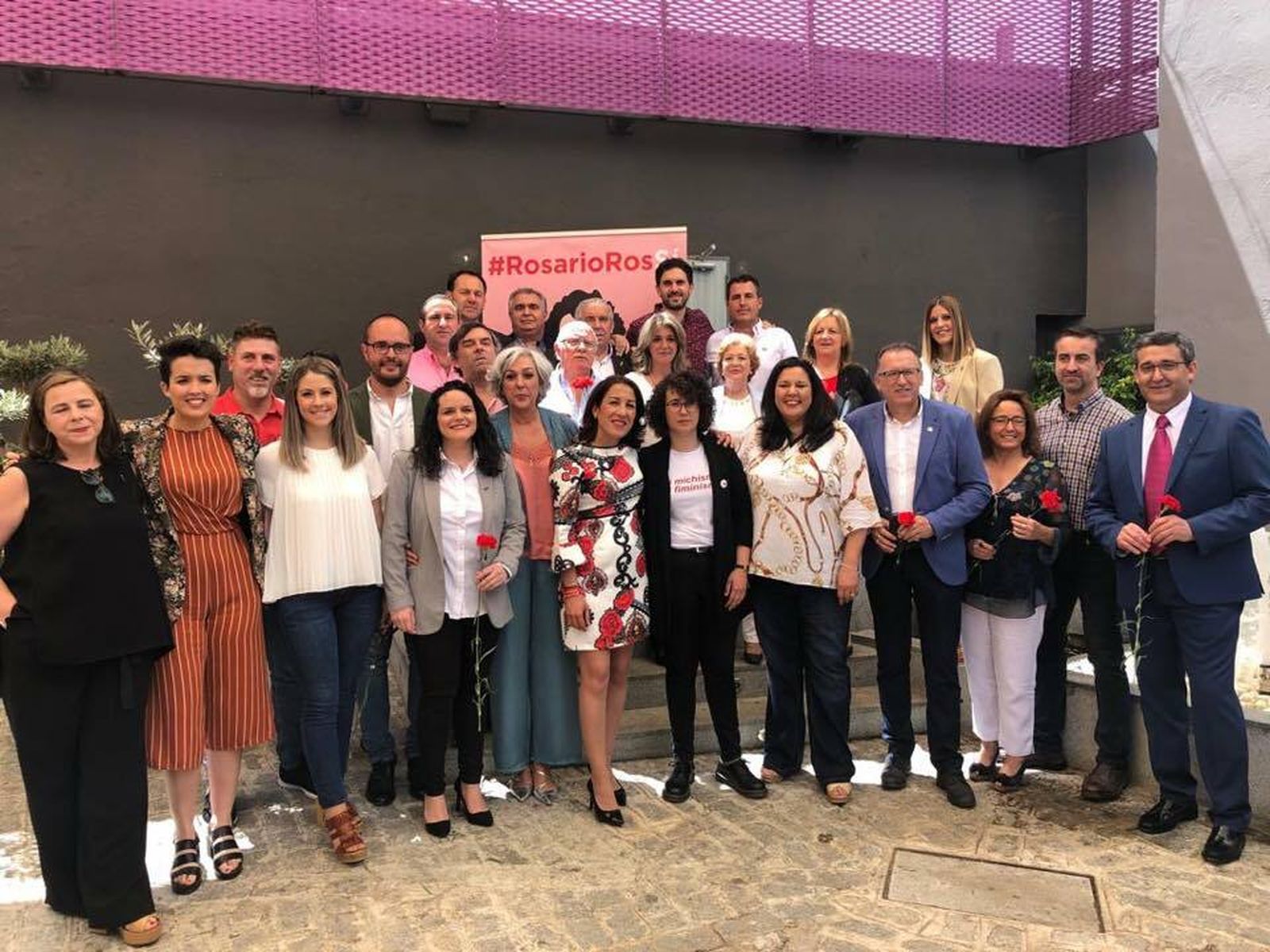 Rosario Rossi, con su candidatura y cargos públicos del PSOE.