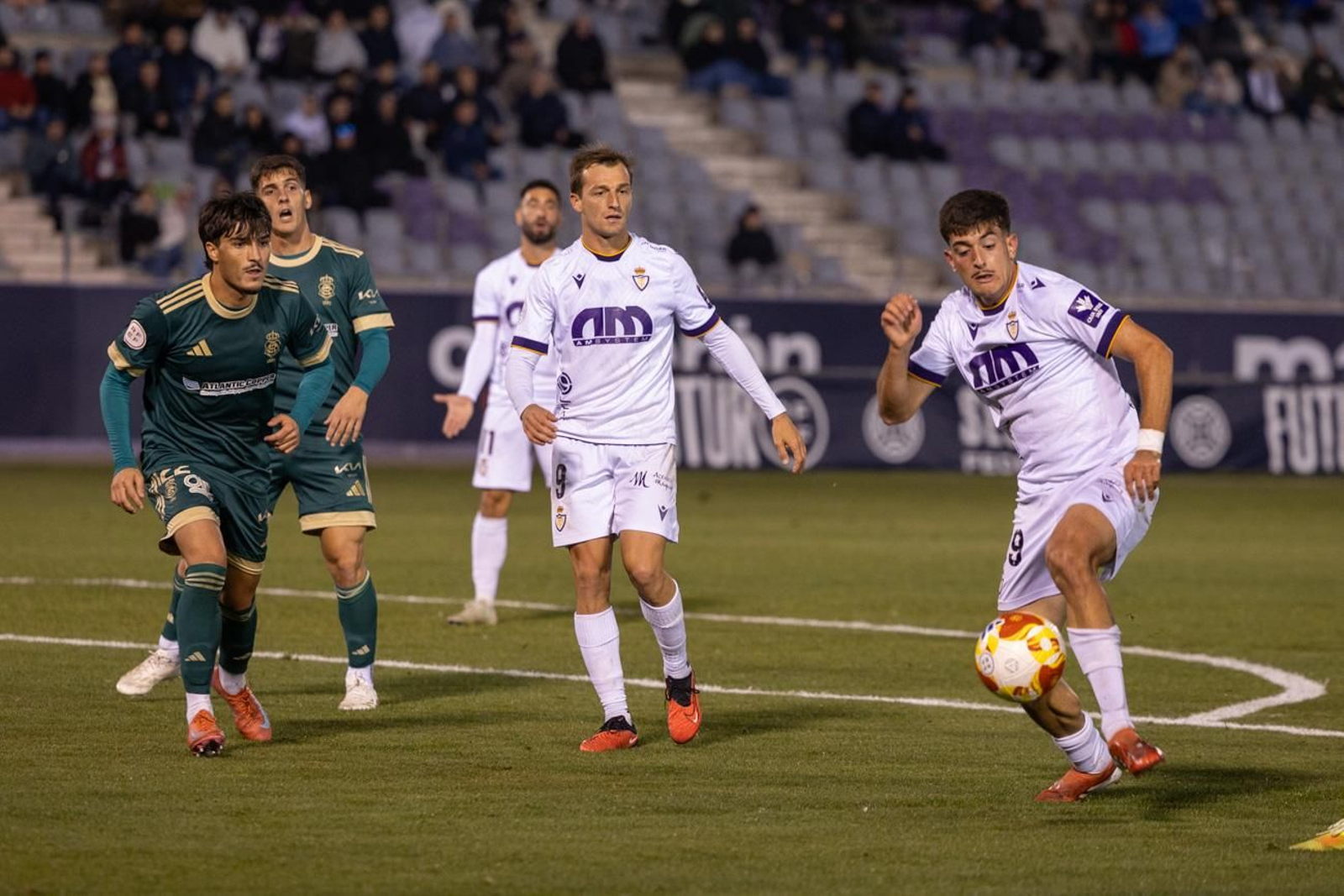 El conjunto blanco se verá las caras con tres rivales importantes.