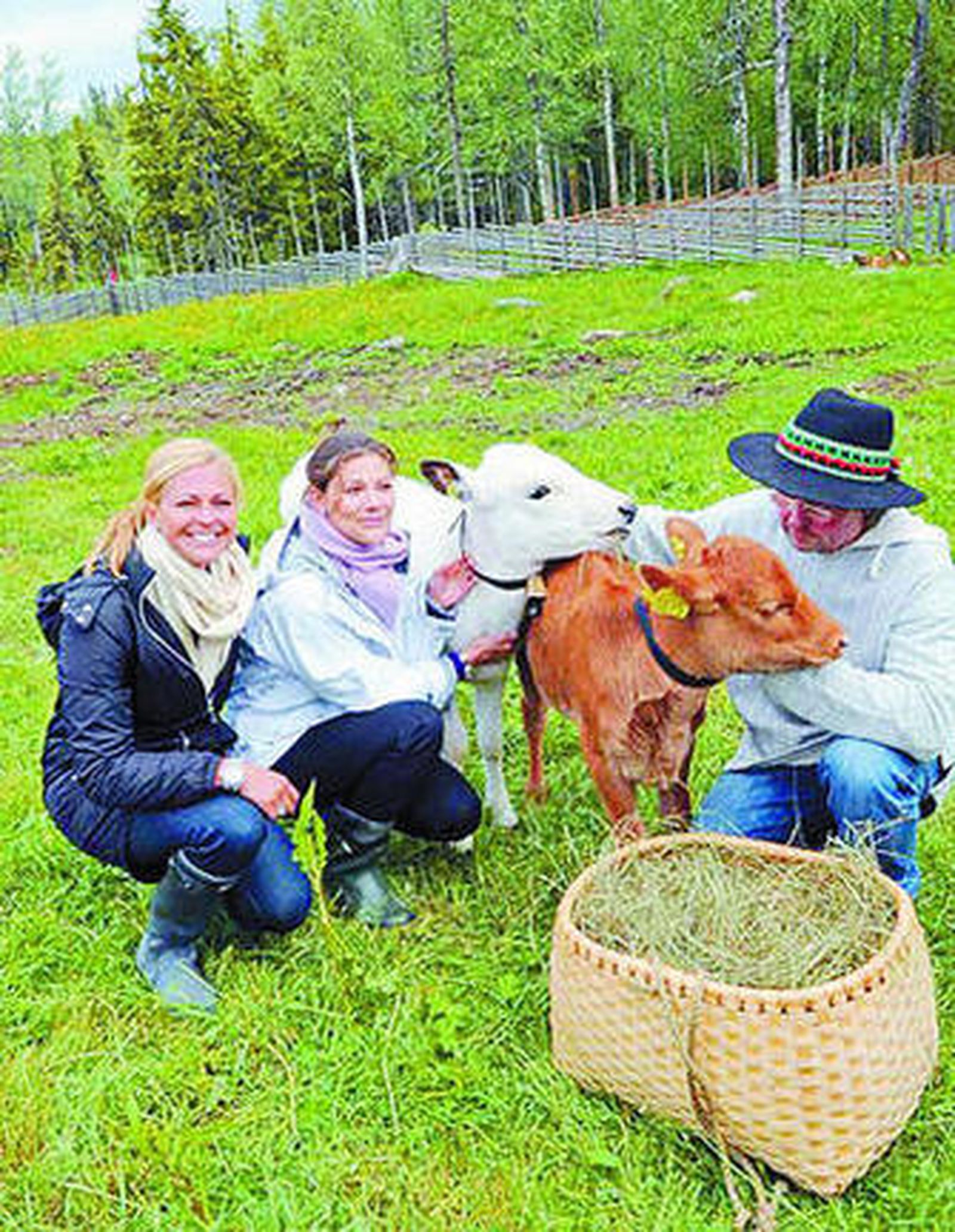 Victoria y Magdalena de Suecia, granjeras