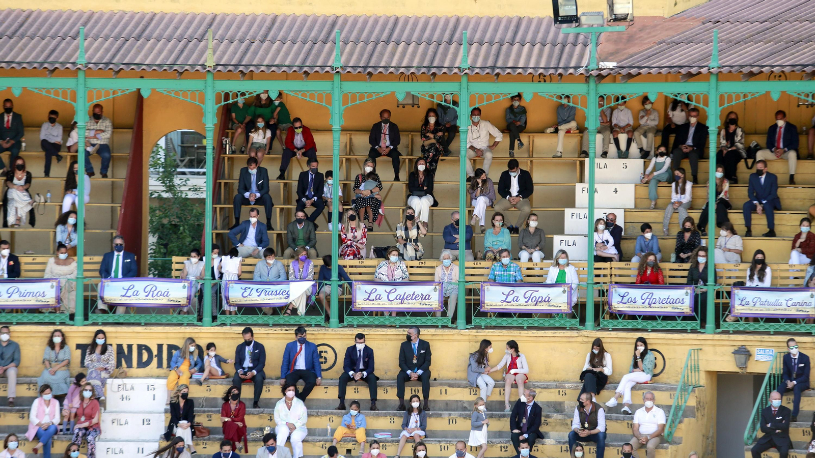 Imágenes de la Misa de Pentecostés en la Plaza de Toros de Jerez
