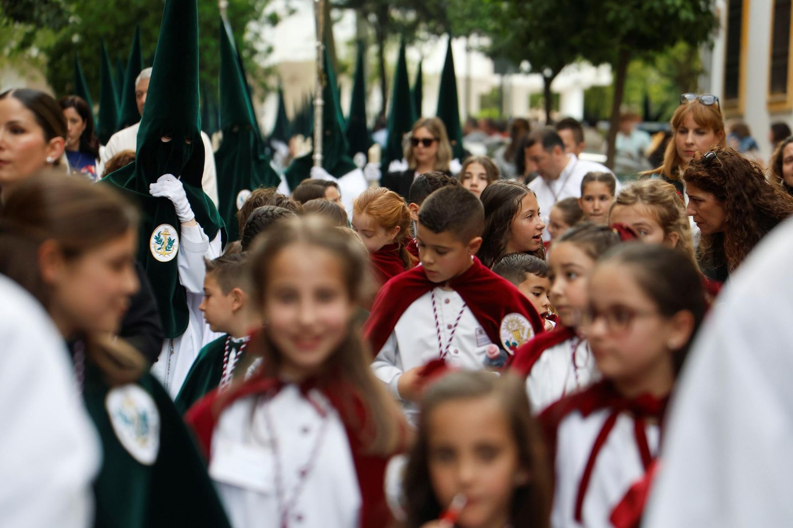 La procesión de la Sagrada Cena en este Jueves Santo de Córdoba, en imágenes
