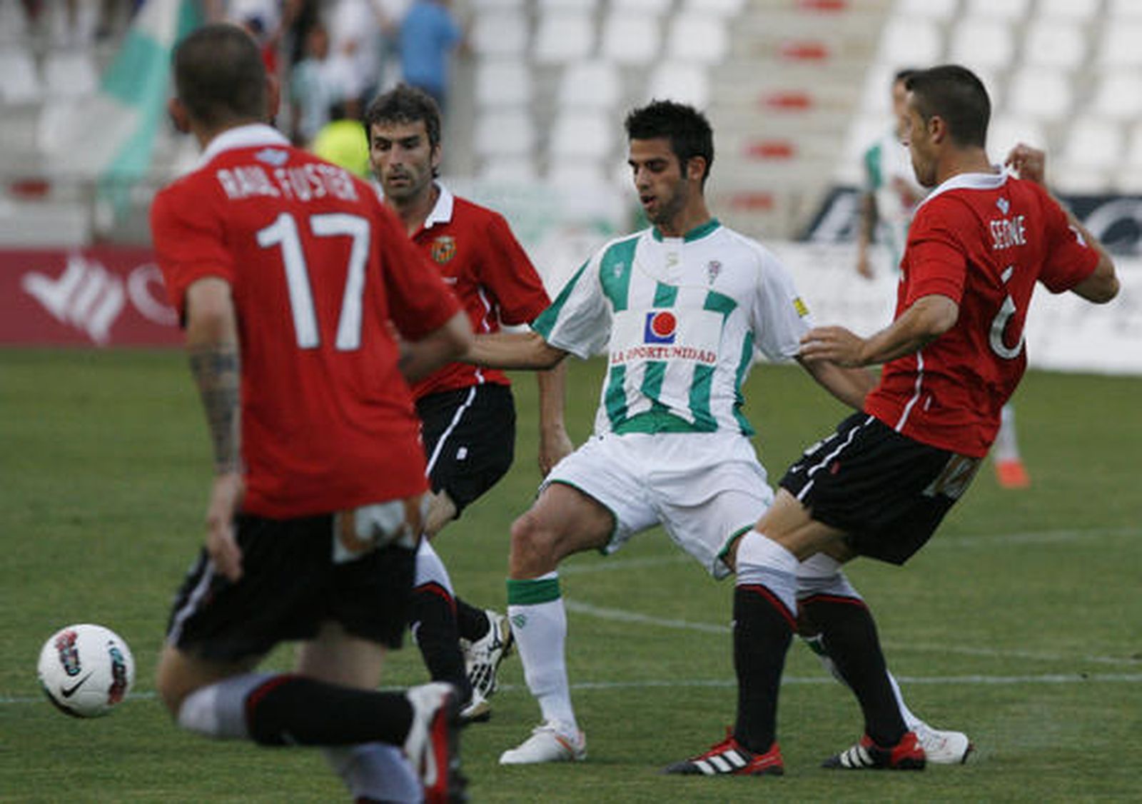 Las imágenes del Córdoba-Nástic