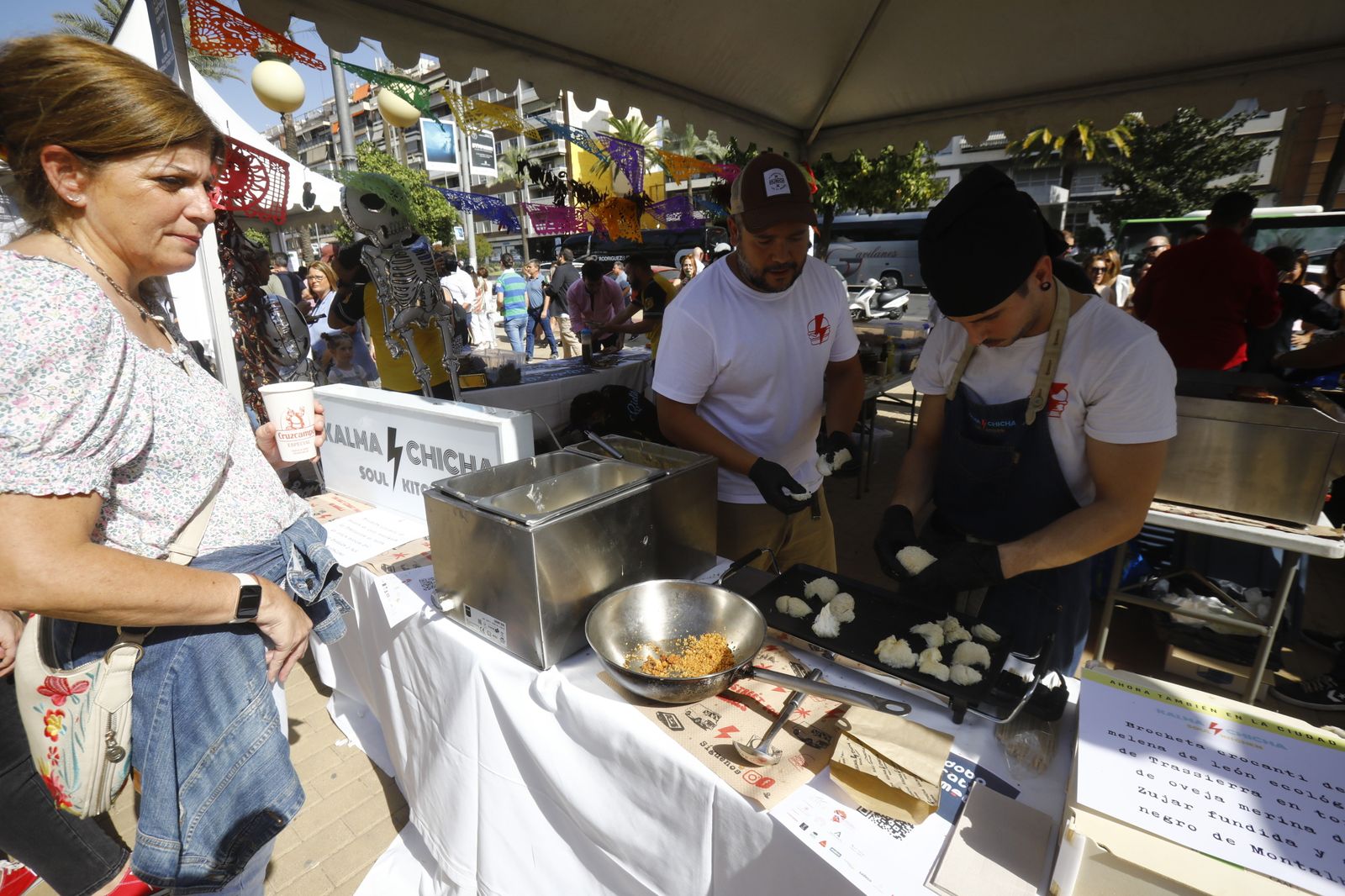 Las tapas del Córdoba Califato Gourmet en el Paseo de la Victoria, en imágenes