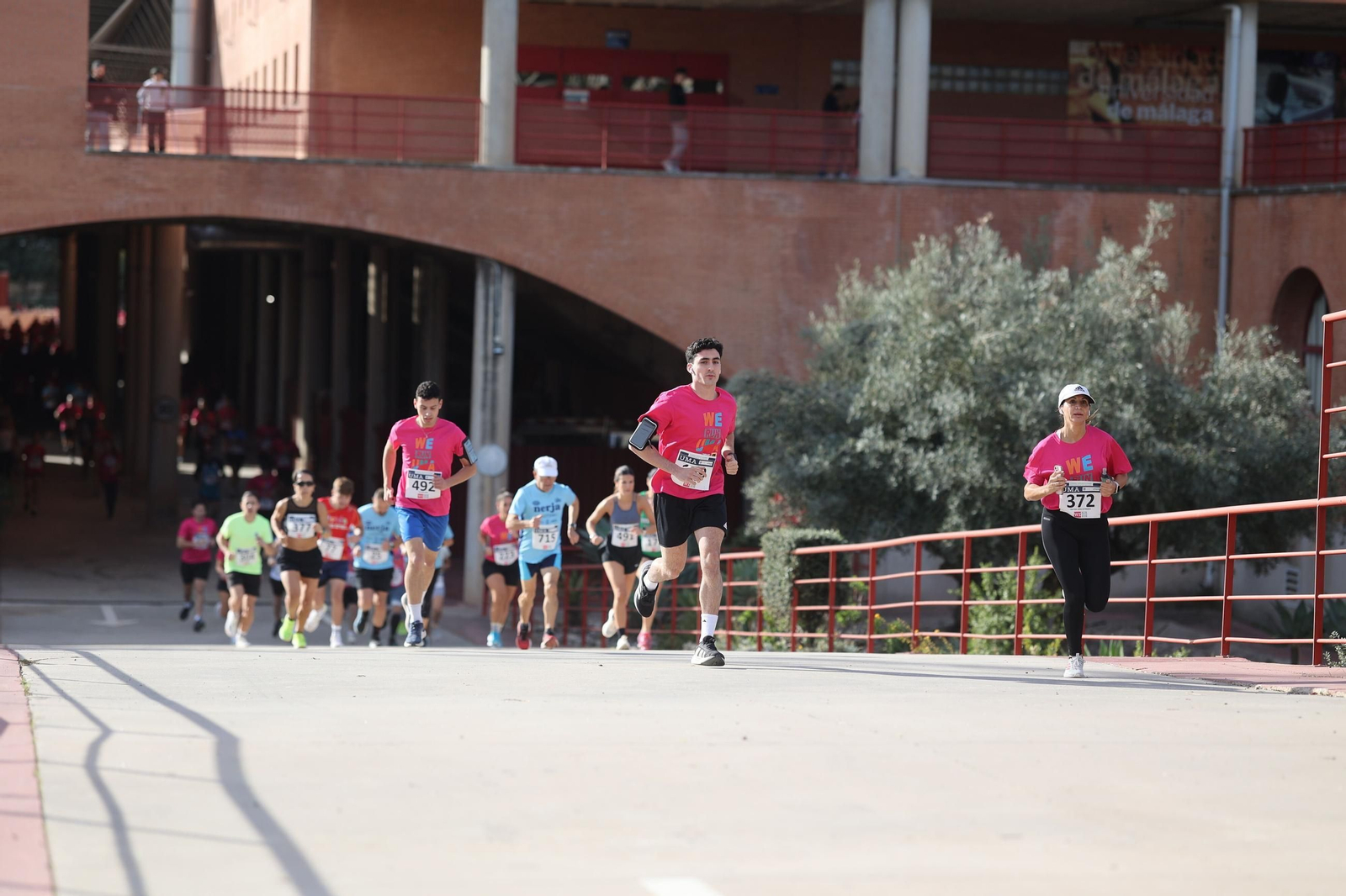 La carrera solidaria We Run de la UMA, en fotos