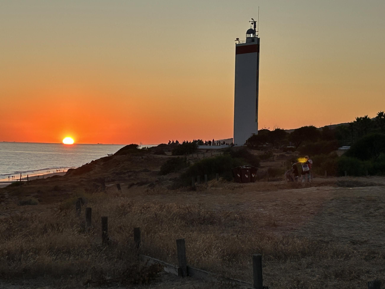 Imagen de un atardecer en la playa de Matalascañas.