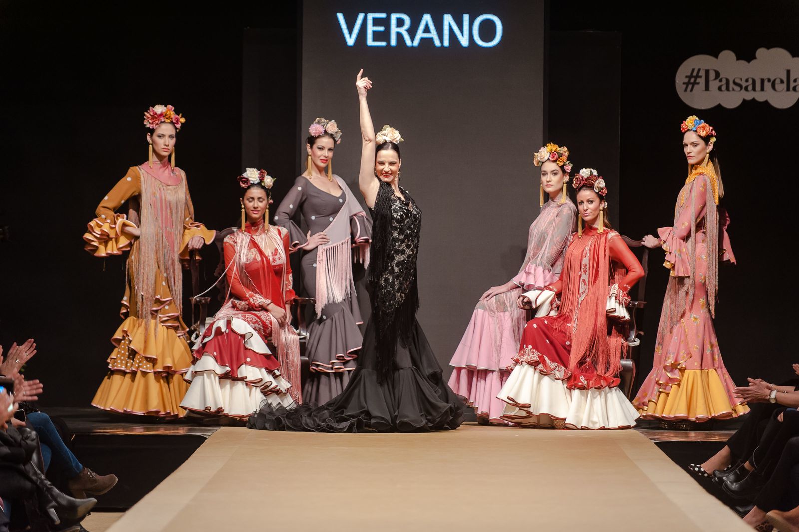 El desfiles de Ángeles Verano, en imágenes