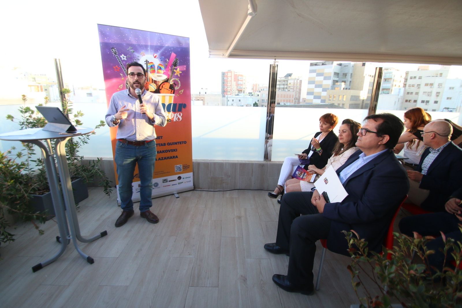 Carlos Sánchez, concejal de Cultura, da a conocer el programa del Almería Summer Festival para este verano.