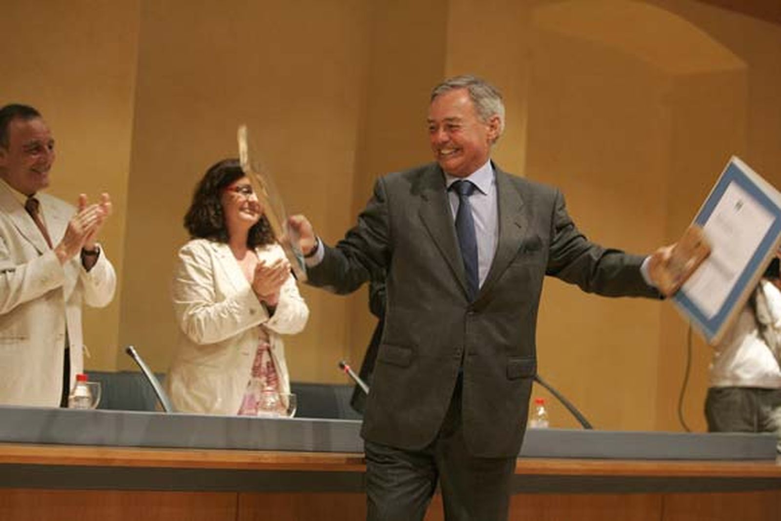 El grupo Pascual logra la acreditación de calidad que otorga la Junta de Andalucía para sus seis hospitales

Foto: Jesus Marin