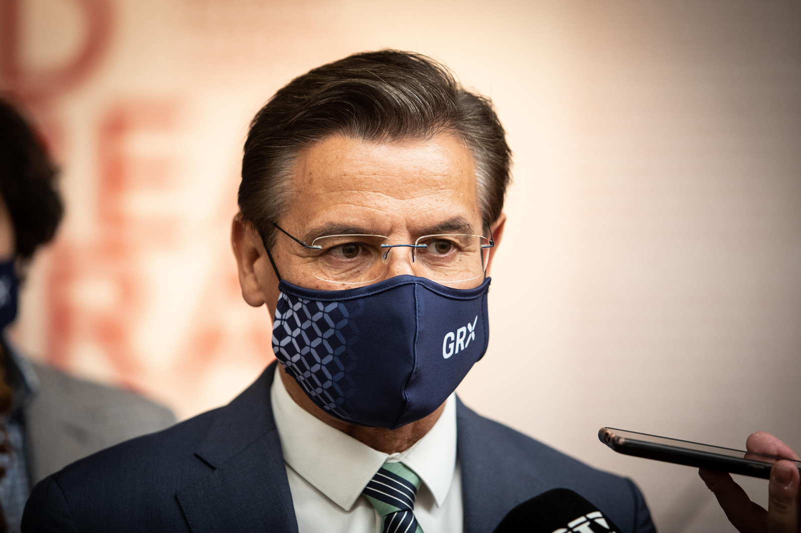 El alcalde de Granada, Luis Salvador, en declaraciones a los medios