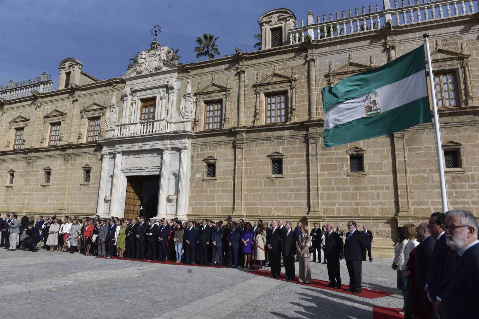 Acto institucional en el Pleno del Parlamento con motivo del Día de Andalucía