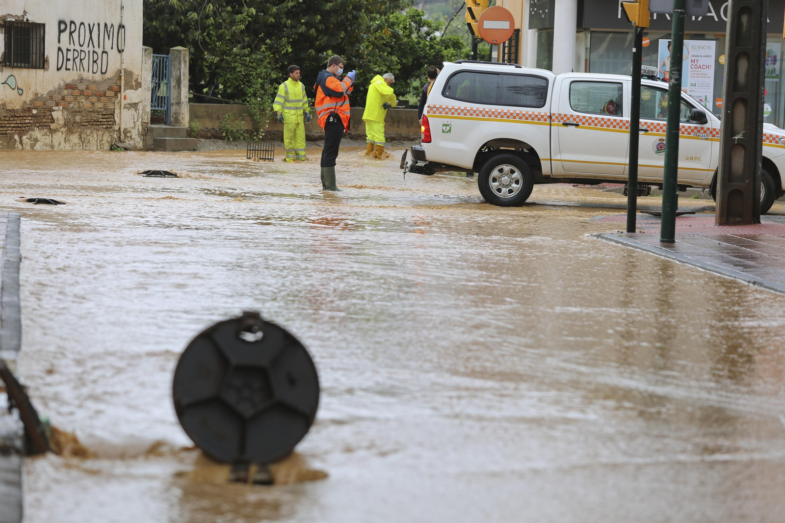 Campanillas anegada tras las lluvias, en fotos