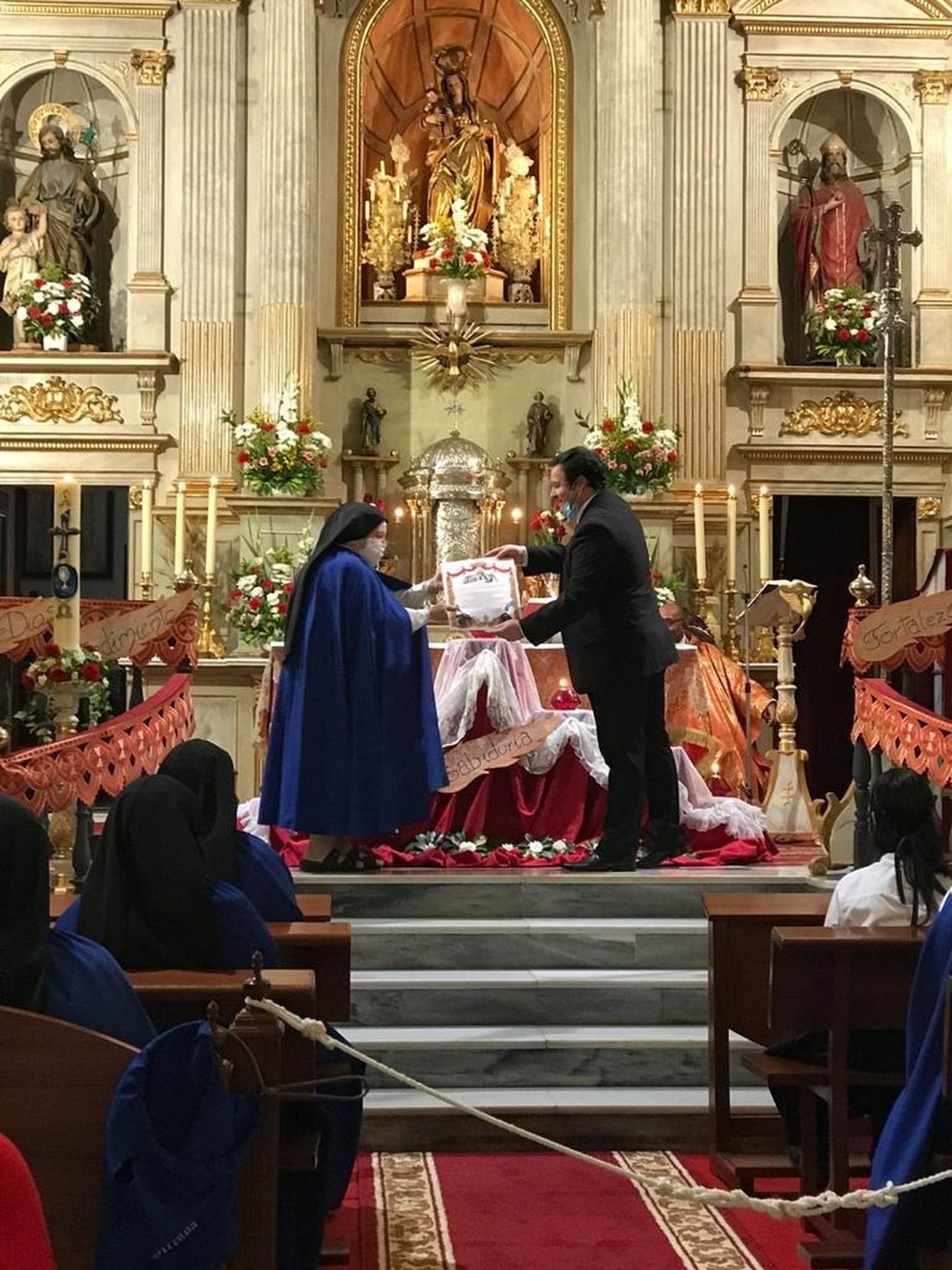 Acto de hermanamiento de las comendadoras del Espíritu Santo y el redil de la Pastora de Cádiz