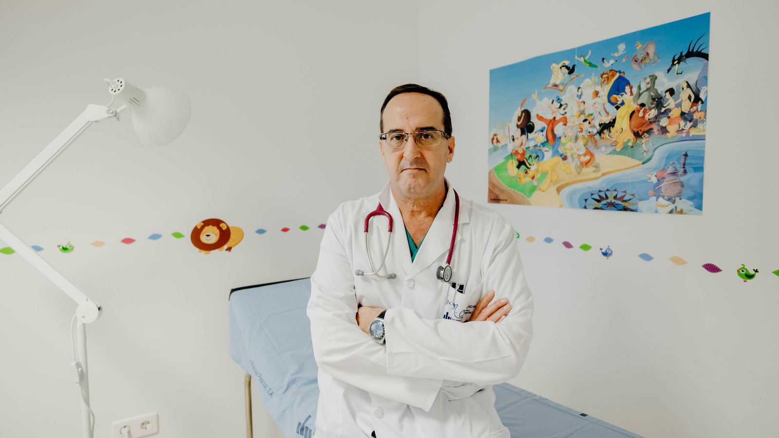 El doctor Manuel Casanova Román, pediatra del hospital de San Rafael de Cádiz