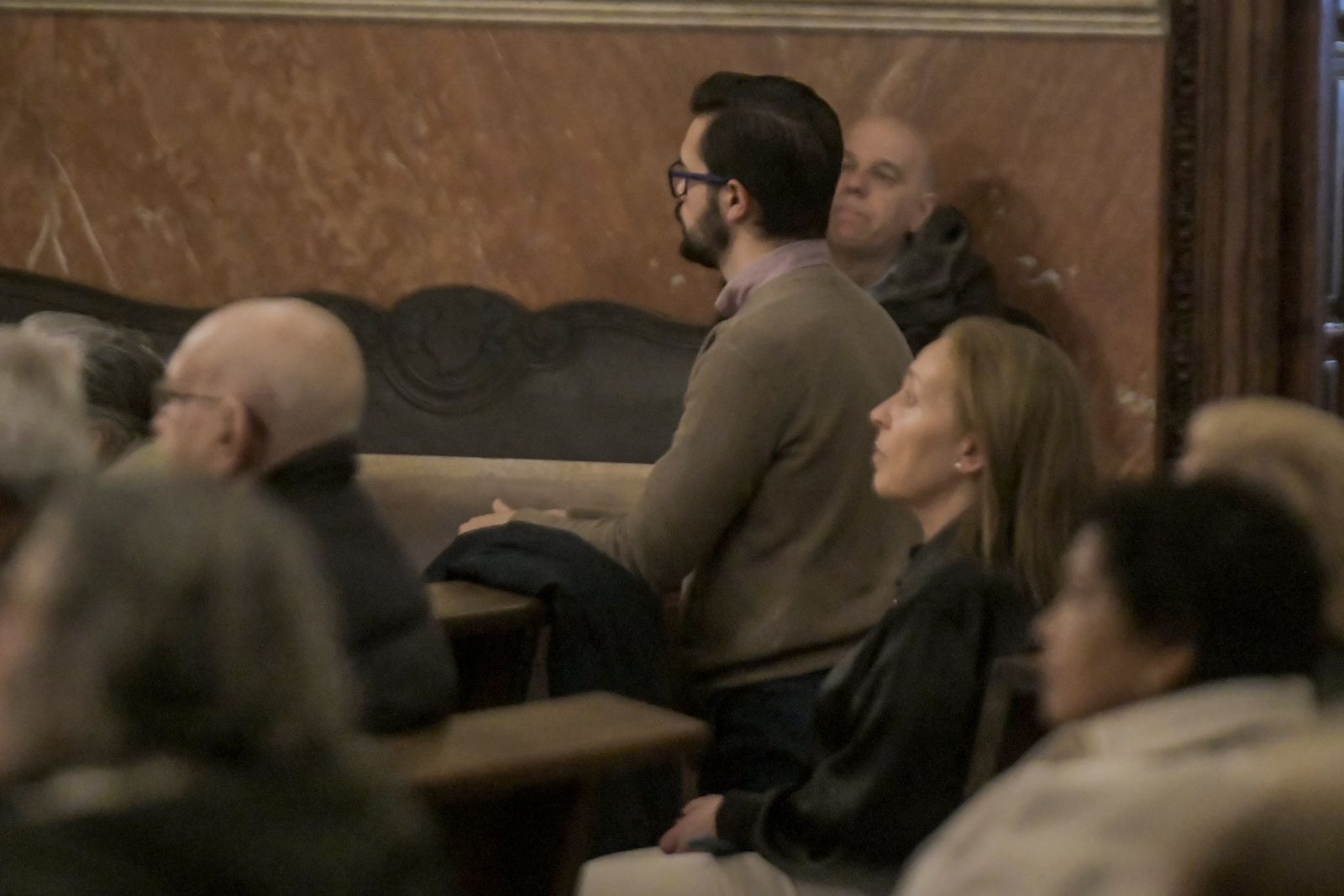 Así ha sido el rosario por la salud del Papa en Granada