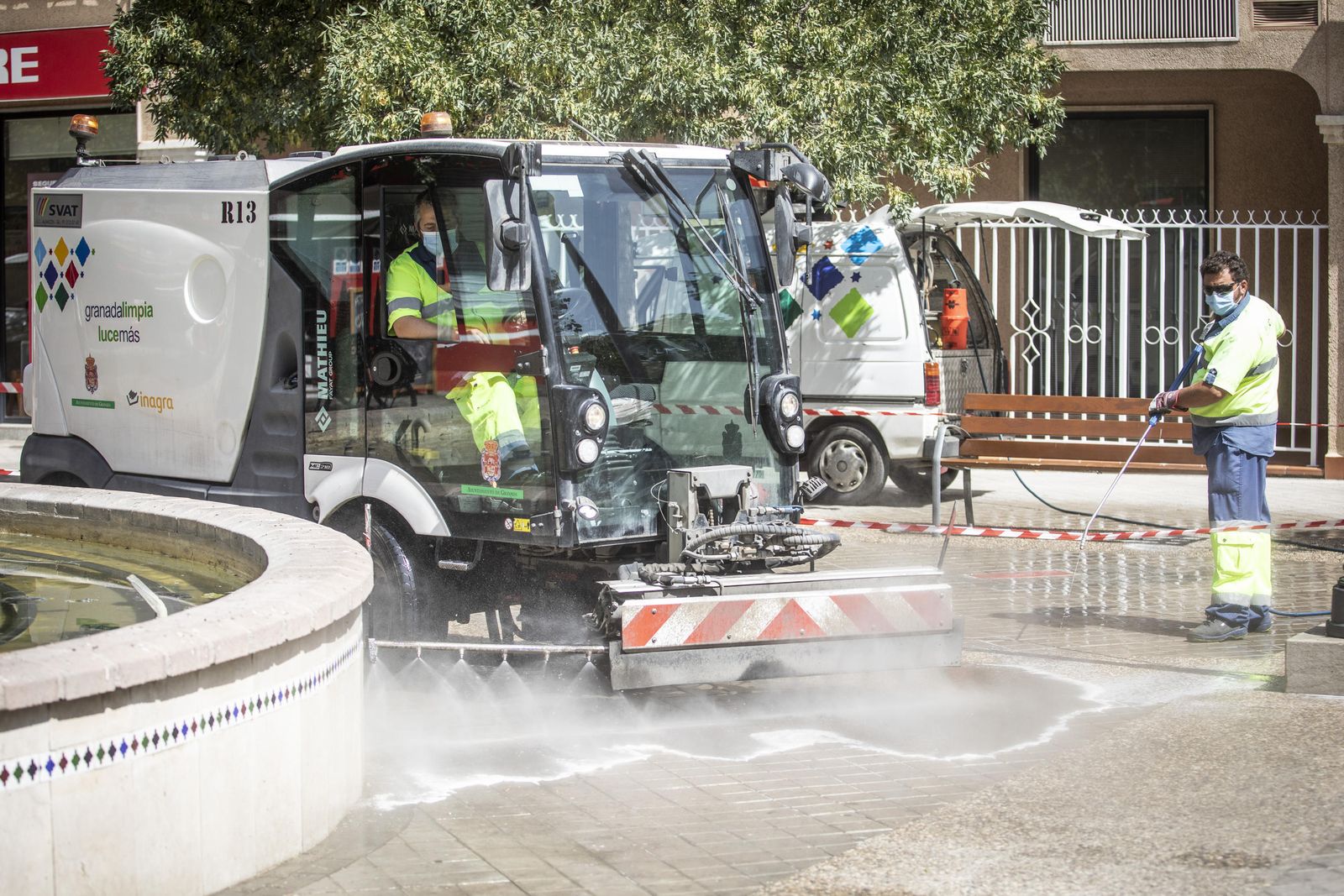 UP continúa su defensa de la municipalización del servicio de basura de Granada y recurre al TSJA