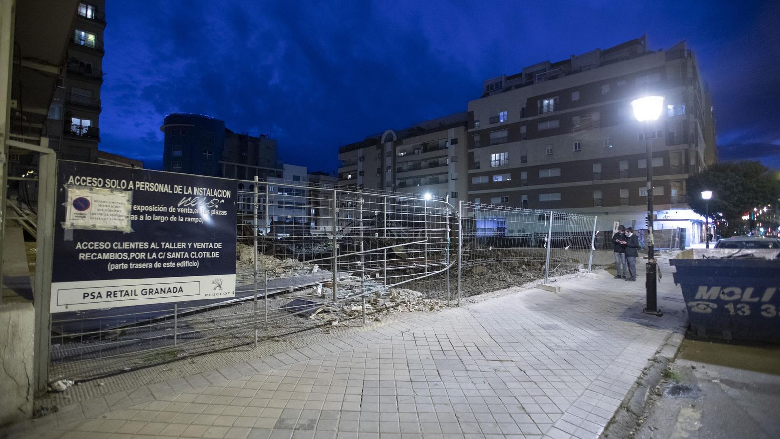 Así luce la manzana tras despejarse el solar para construir pisos